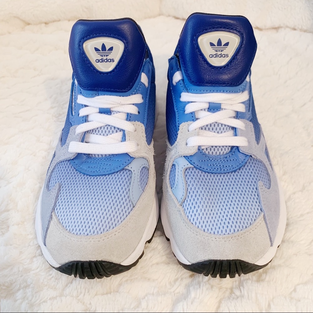 adidas Womens 7.5 Triple Blue Falcon Sneakers - Picture 2 of 9